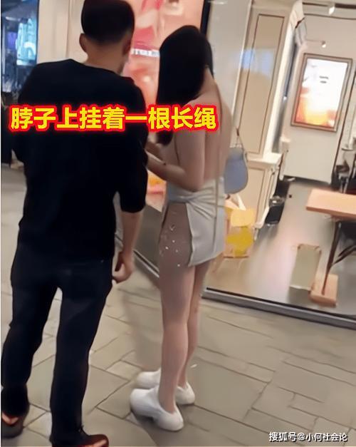 女生挑战只穿一条绳子_台湾女游客只穿了一根绳子