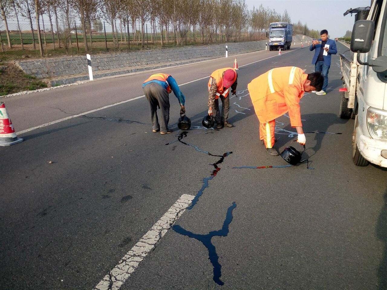 道路灌缝胶哪家好丨道路灌缝胶厂家品牌