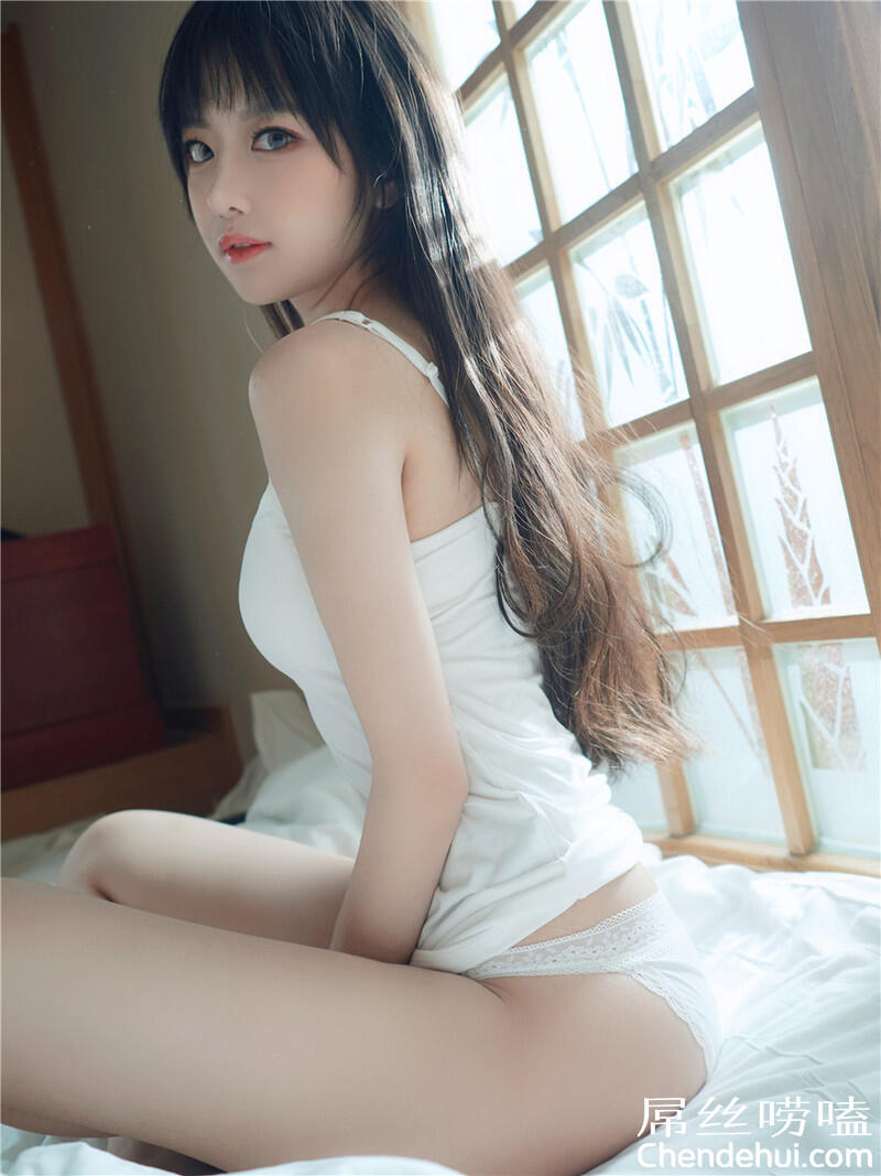 OBA-401 冈江凛(绪川凛)是位顺从的女服务员