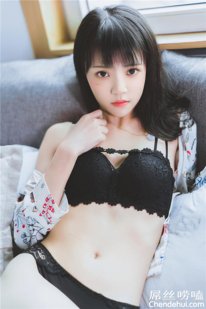 300MIUM-086 坂口美穗乃(坂口みほの)说巧克力棒真好吃