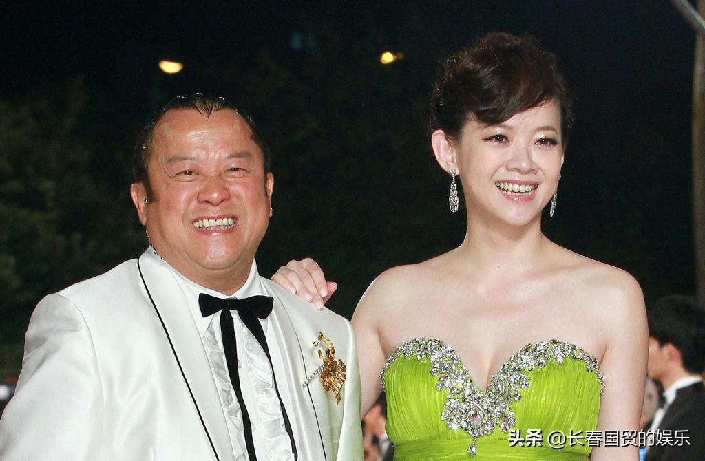 曾宝仪透露69岁曾志伟得新冠近况是怎么回事，关于曾志伟的女儿曾宝仪的新消息。