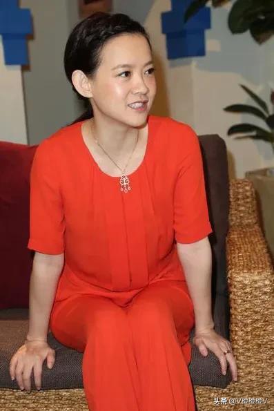 曾宝仪透露69岁曾志伟得新冠近况是怎么回事，关于曾志伟的女儿曾宝仪的新消息。