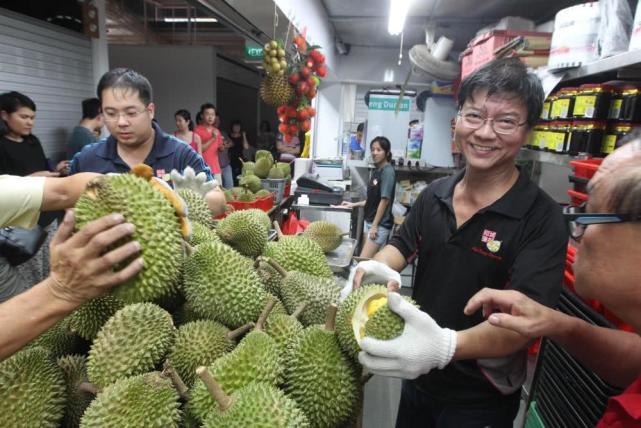 大学水果店碎碎念式标语走红,究竟是怎么一回事?