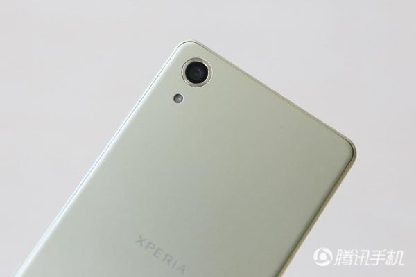 索尼Xperia X骁龙820版性价比怎么样？——Xperia X专业评测