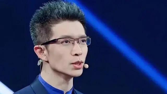 朱广权李佳琦联合直播怎么回事？朱广权李佳琦直播全程高能征服1.2亿网友