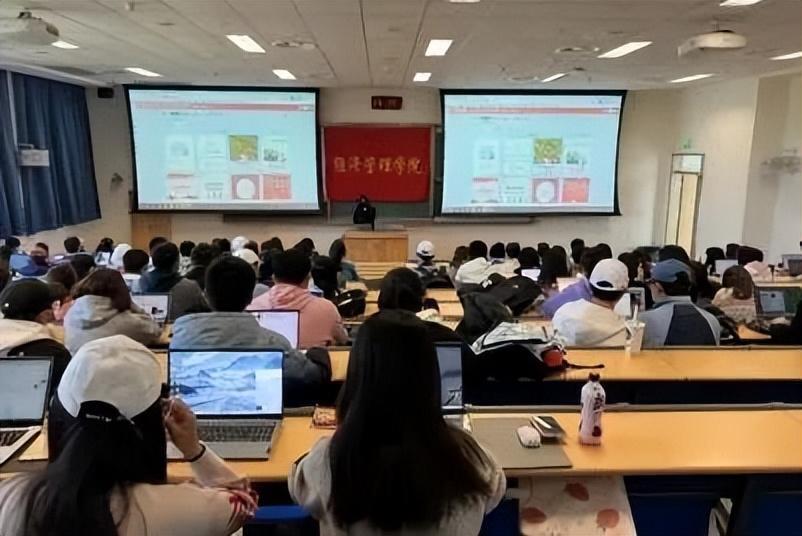 北京化工大学1名在校生确诊,北京化工大学学生会