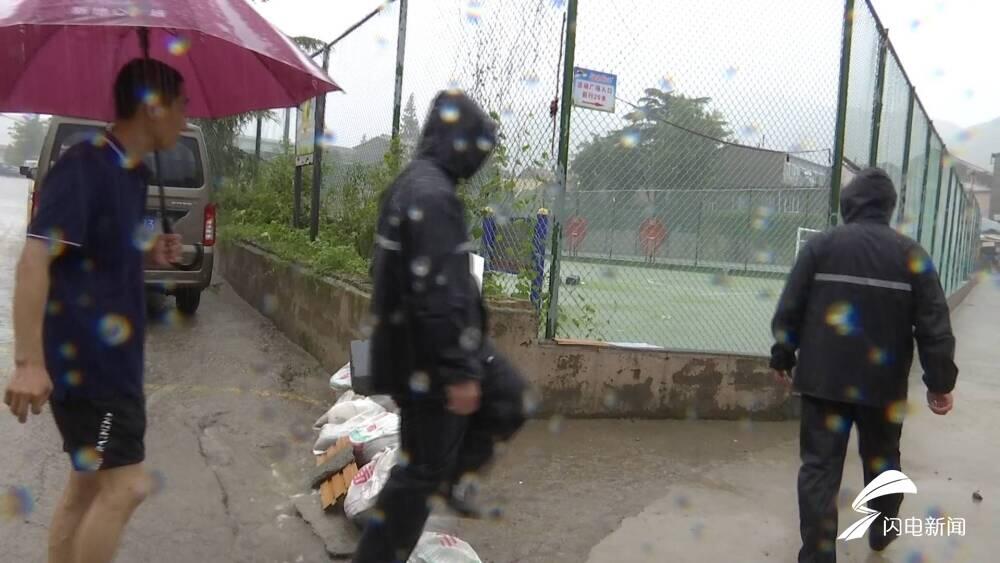 山东青岛暴雨红色预警是怎么回事，关于青岛发布暴雨红色预警的新消息。