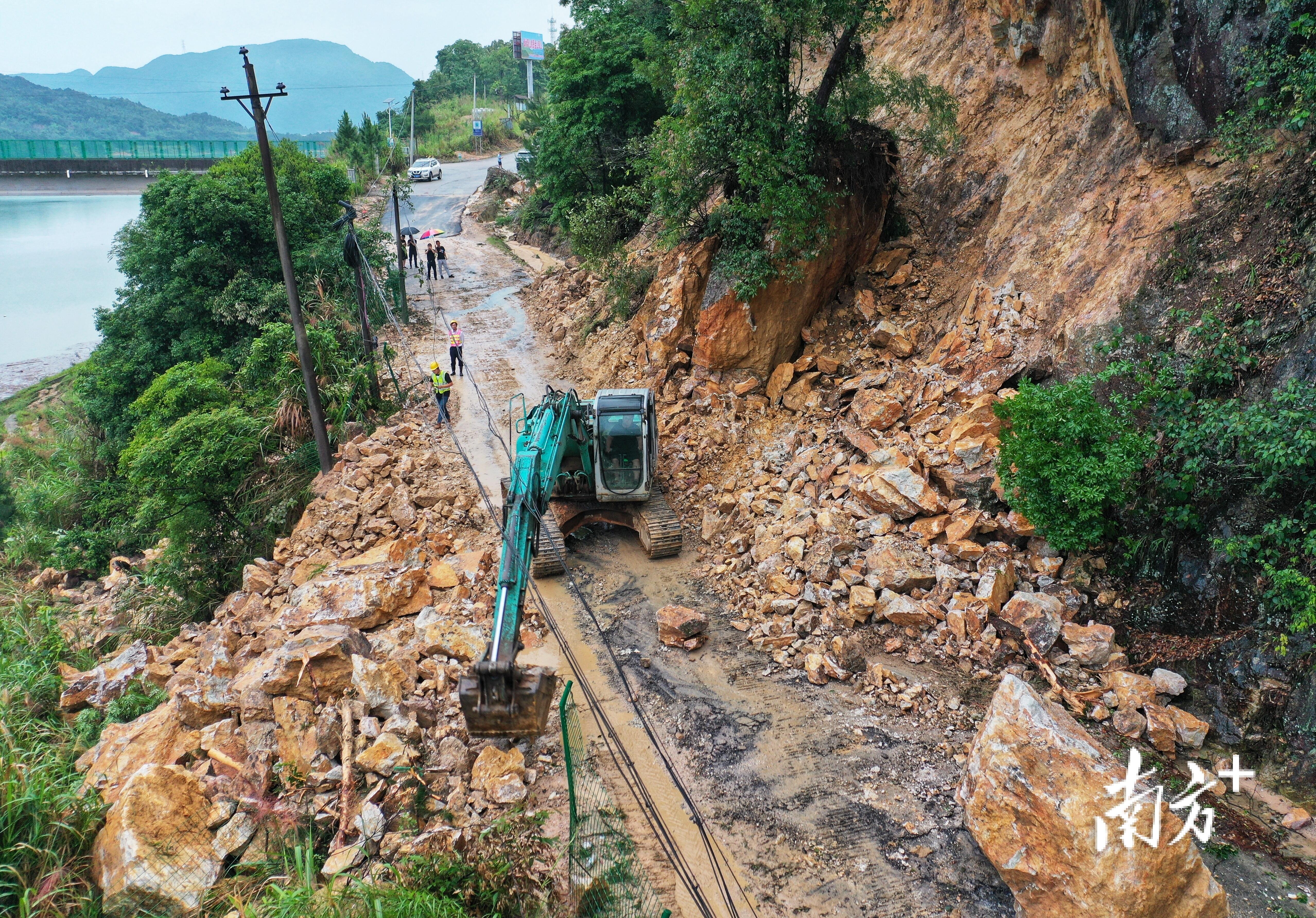 广东韶关连日暴雨是怎么回事，关于韶关市暴雨的新消息。