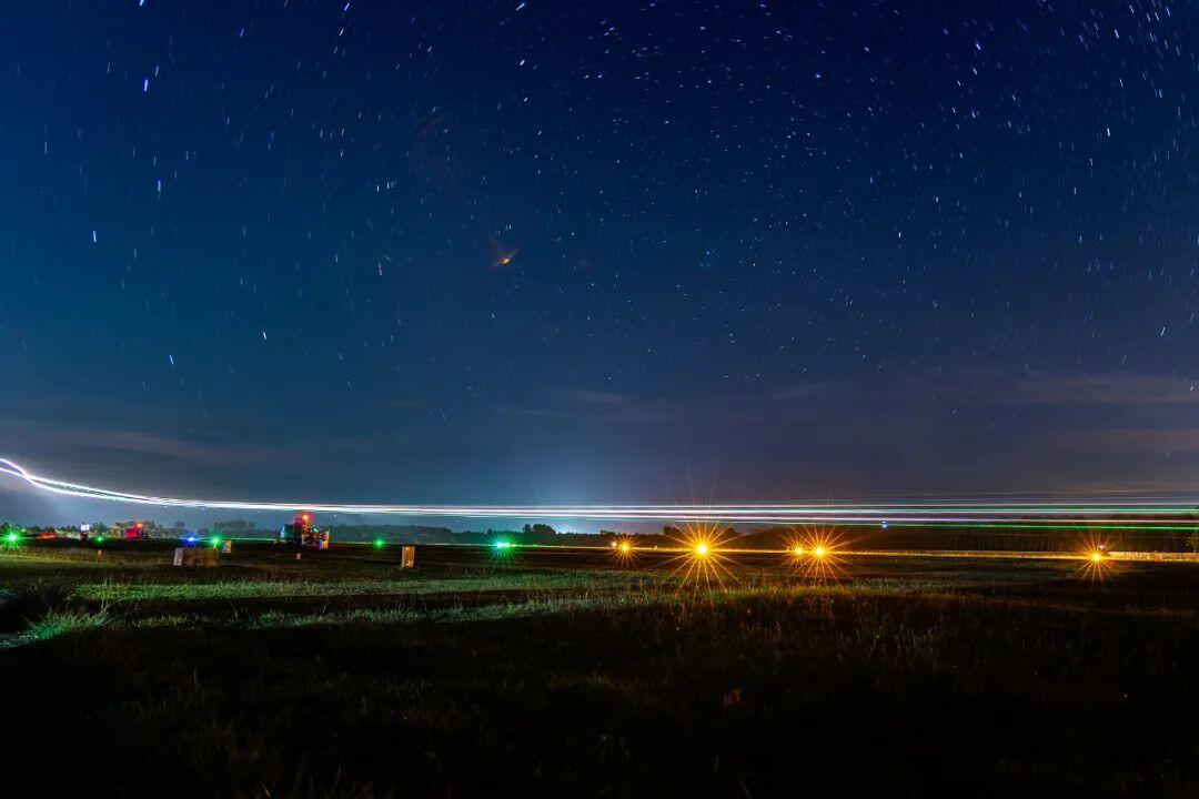 起飞！南部战区战机编队跨昼夜训练是怎么回事?