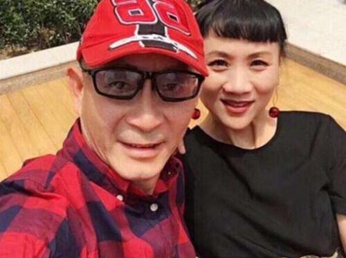 六小龄童老婆是谁 照片曝光