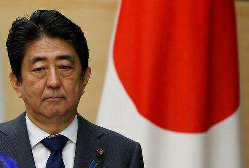 日本首相安倍晋三郎正式辞职