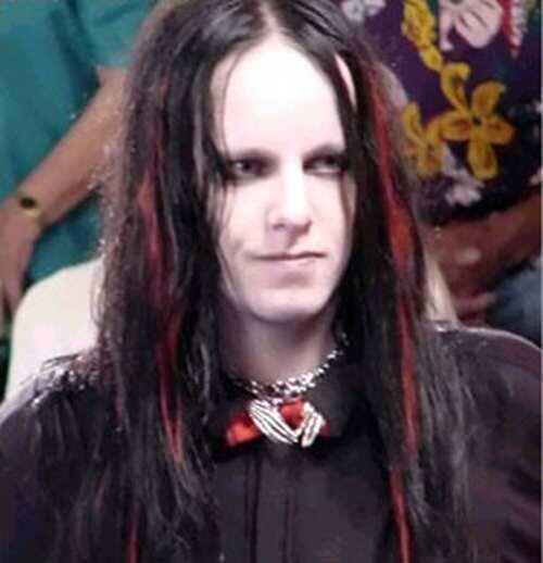 后现代最引人注目的鼓手JoeyJordison