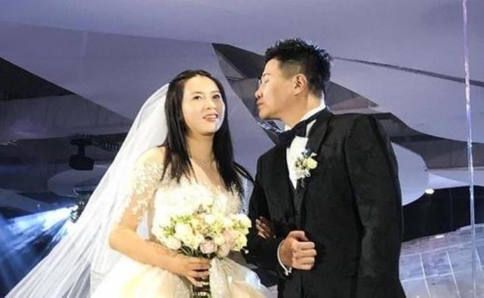 孙东海老婆殷桃（殷桃的桃色往事都干了啥）