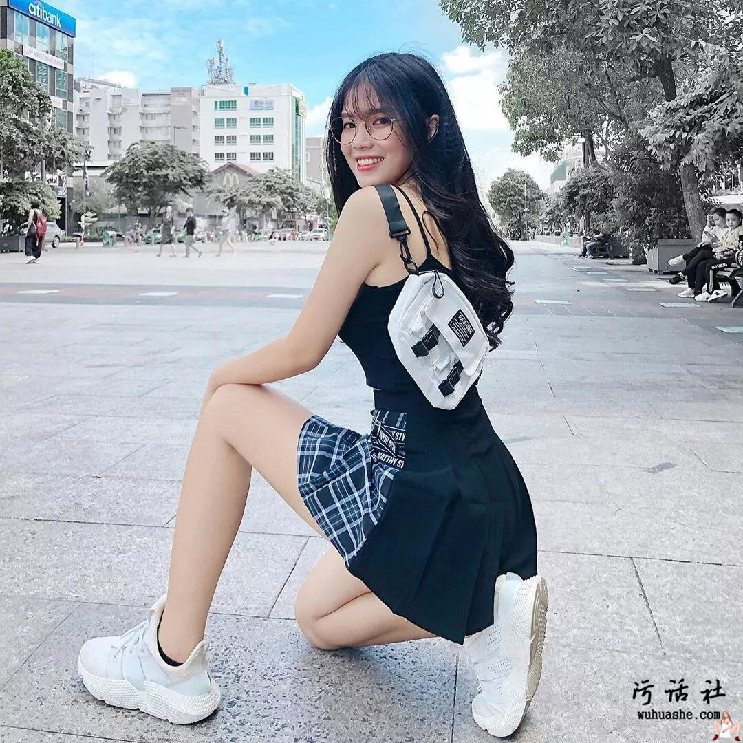 【妹子图】越南美女@Thuỵ Hân，温婉且动人!