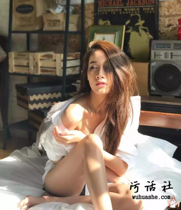 【妹子图】泰国魔鬼身材女神丨Pichana Yoosuk