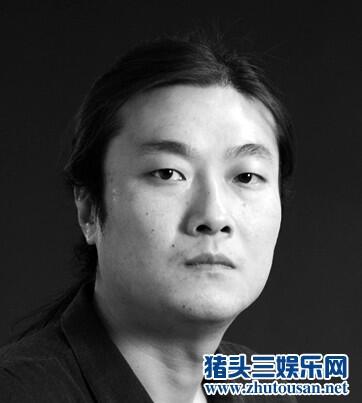 终于有记者杨时旸给汪峰上了一堂新闻课