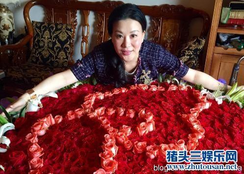 吕良伟为三婚妻子杨小娟庆生盘点三段婚史（图）