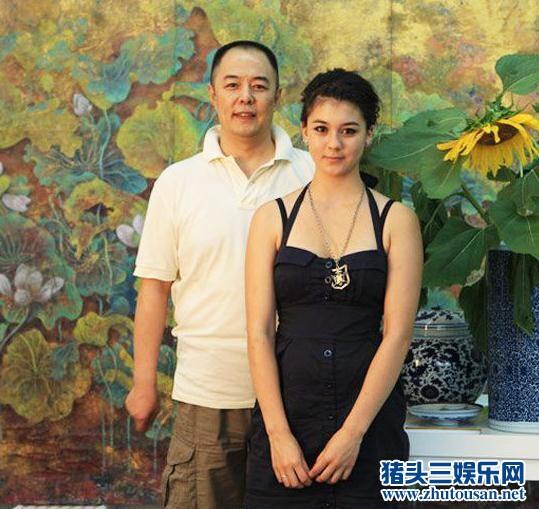 娱乐圈其貌不扬女儿却美貌如花的十大男星