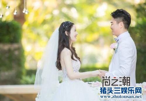 刘强东奶茶妹妹婚礼现场照片曝光 甜蜜亲吻显梦幻