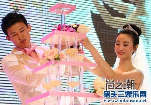 男篮周鹏为什么是队长？心中有老婆女儿有担当当之无愧