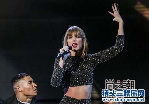 Taylorswift单曲Shake it off歌词抄袭? 霉霉被求巨额赔偿