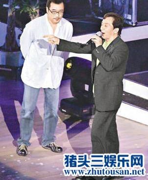 成龙醉酒大闹演唱会怒骂观众 大明星们发酒疯真可怕