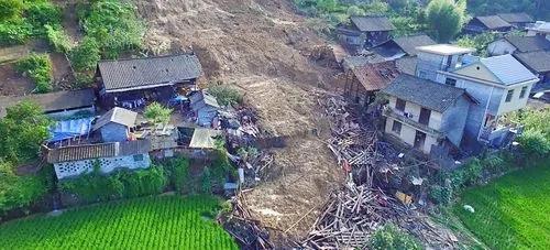 泥石流是怎么形成的 遭遇泥石流怎么躲避