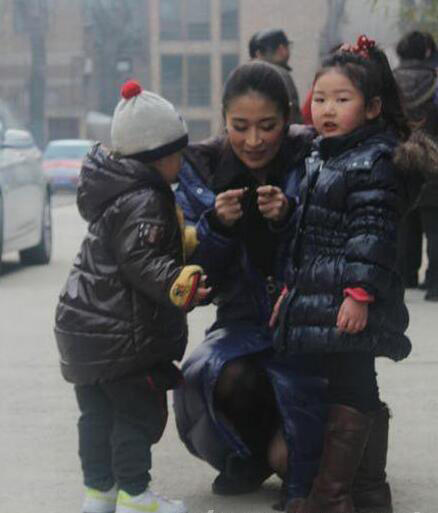 管虎老婆梁静资料 梁静管虎一双儿女曝光