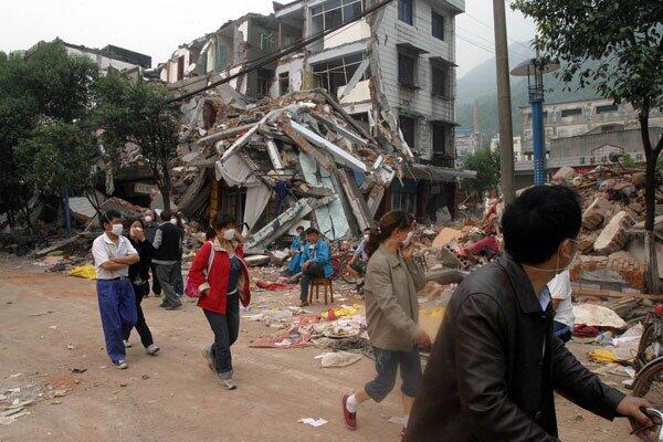 汶川地震国家请了高人解救 给亡者一个交代