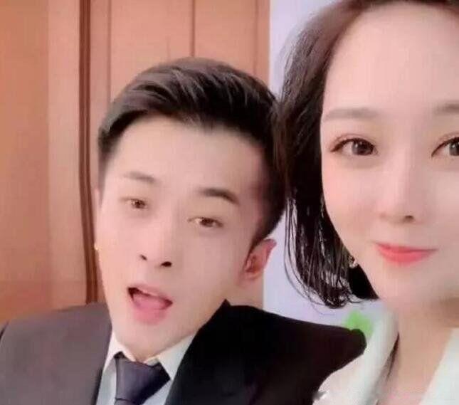 辛巴前妻和孩子照片 离过婚真的是二婚吗