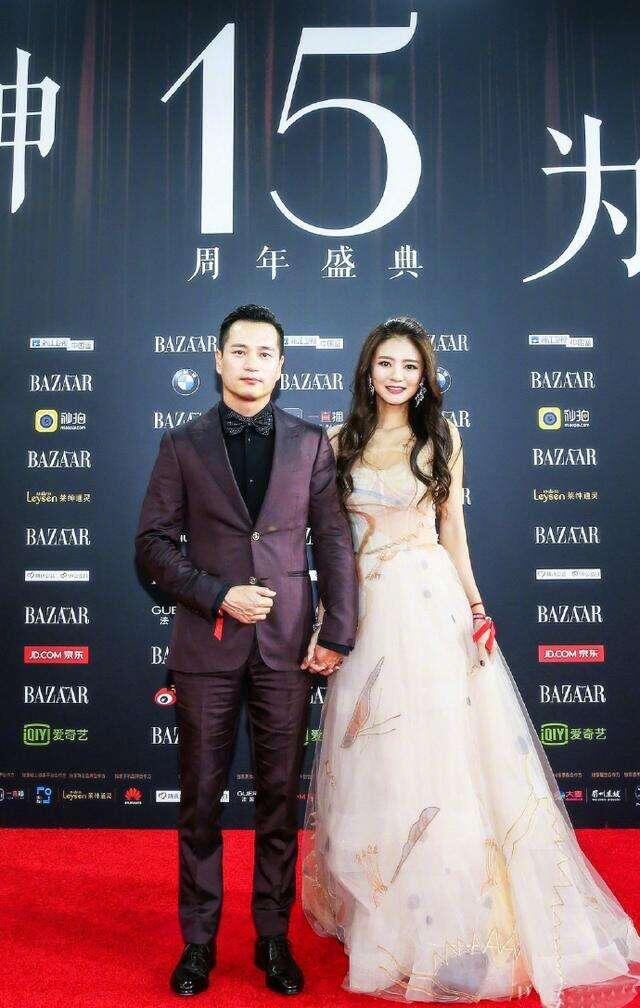 陈荣炼以前结过婚吗 安以轩老公陈荣炼婚史 和安以轩怎么认识的